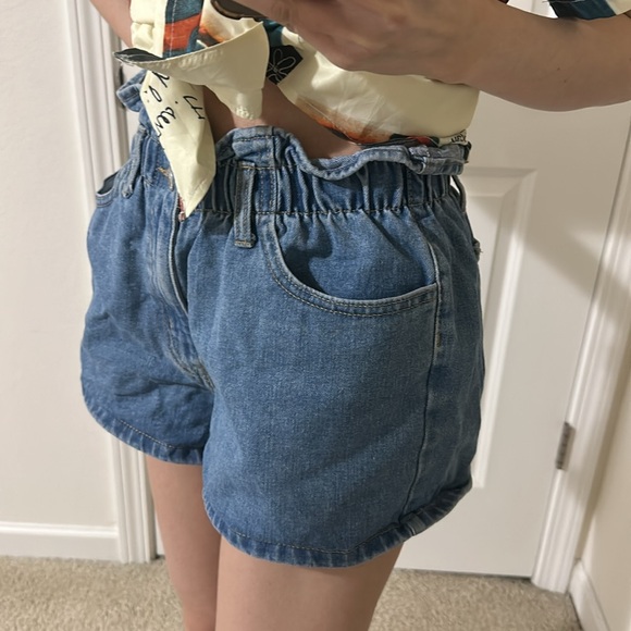 Short - Picture 2 of 2